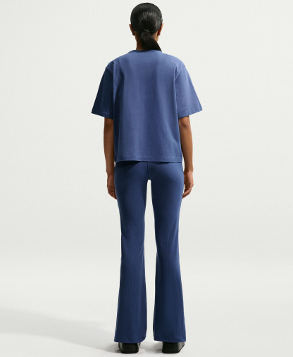 Nike Women's Sportswear Classic Loose T-Shirt - Mystic Navy