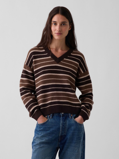 CashSoft Oversized V-Neck Sweater - Brown stripe