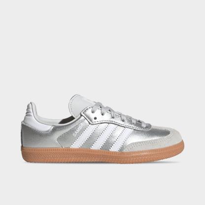 Little Kids' adidas Originals Samba OG Casual Shoes - Silver Metallic/Cloud White/Gum - Left shoe facing left. Outside of the shoe.