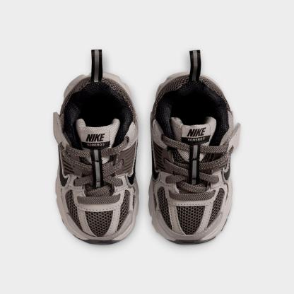 Infant and Kids' Toddler Nithtke Vomero 5 Stretch Lace Casual Shoes - College Grey/Cave Stone/Metallic Silver/Black - Top view