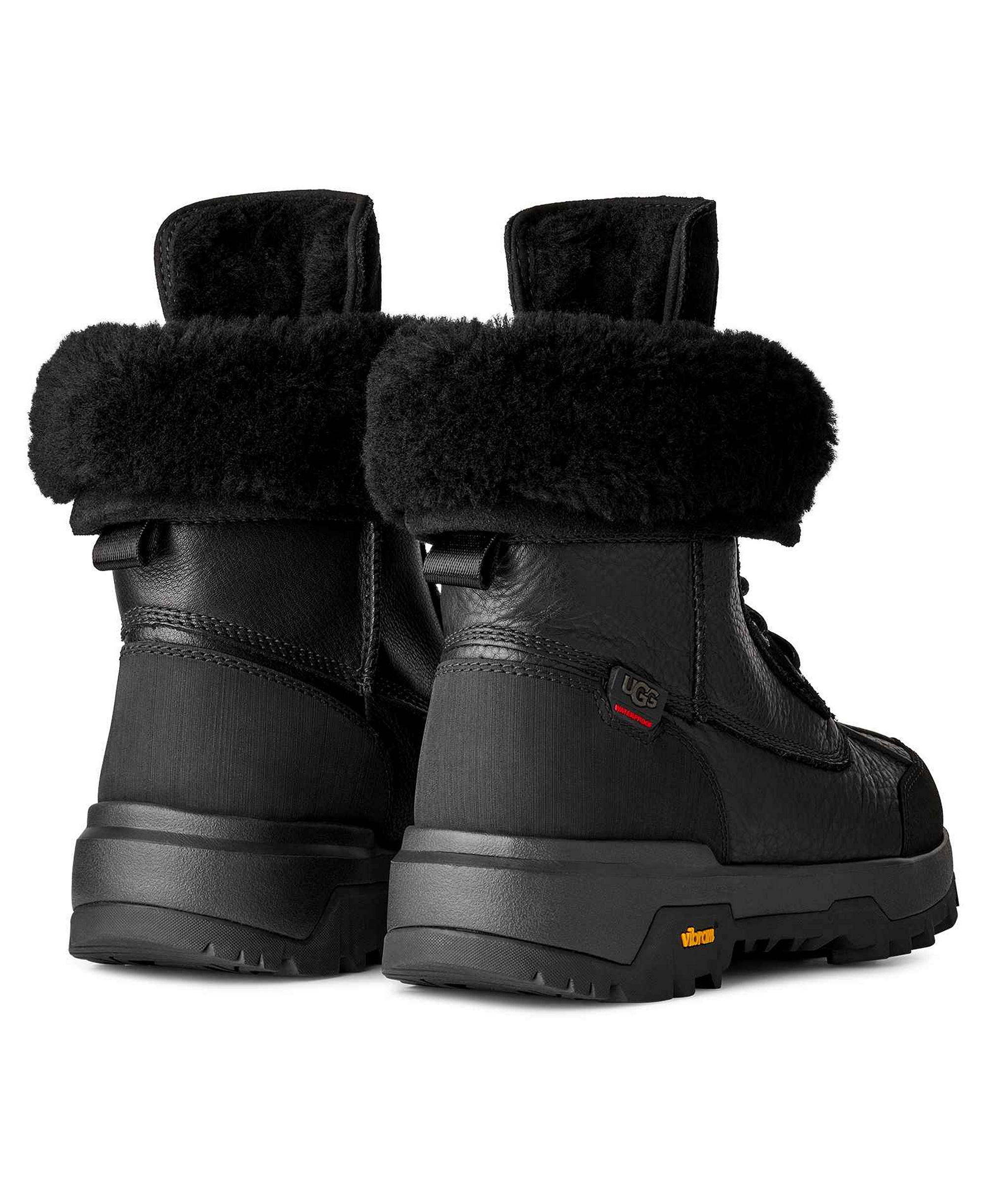UGG Women's Adirondack XXV Round Toe Boots - Black