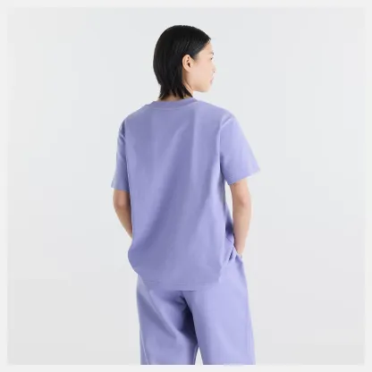 Suhyun Shin is wearing size S and is 5'7"/170.18cm. Chest: 30"/76.2cm, Waist: 24"/60.96cm, Hips: 35"/88.9cm