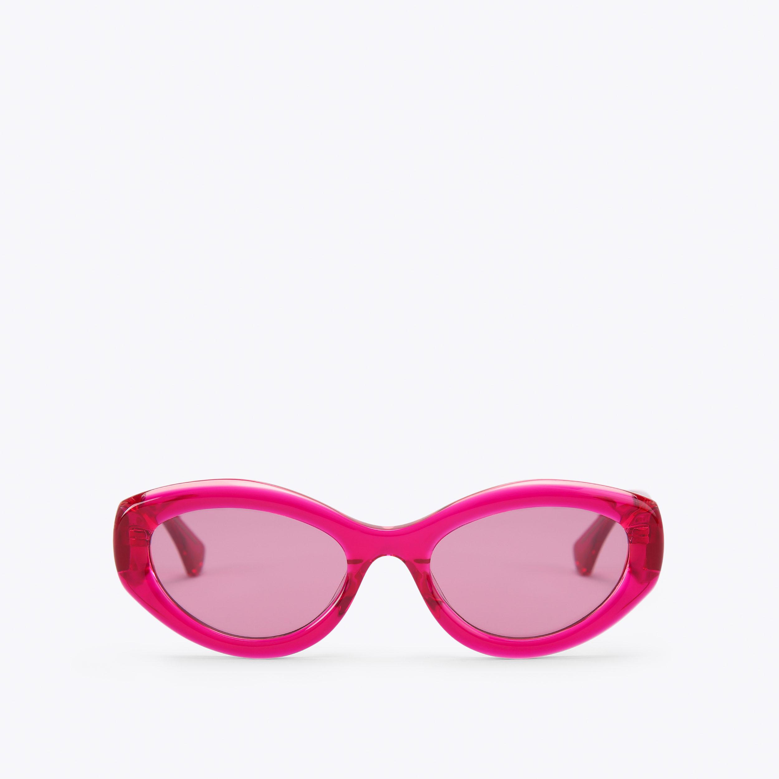 Kurt Geiger London Small Kensington Cat Eye Sunglasses - Pink