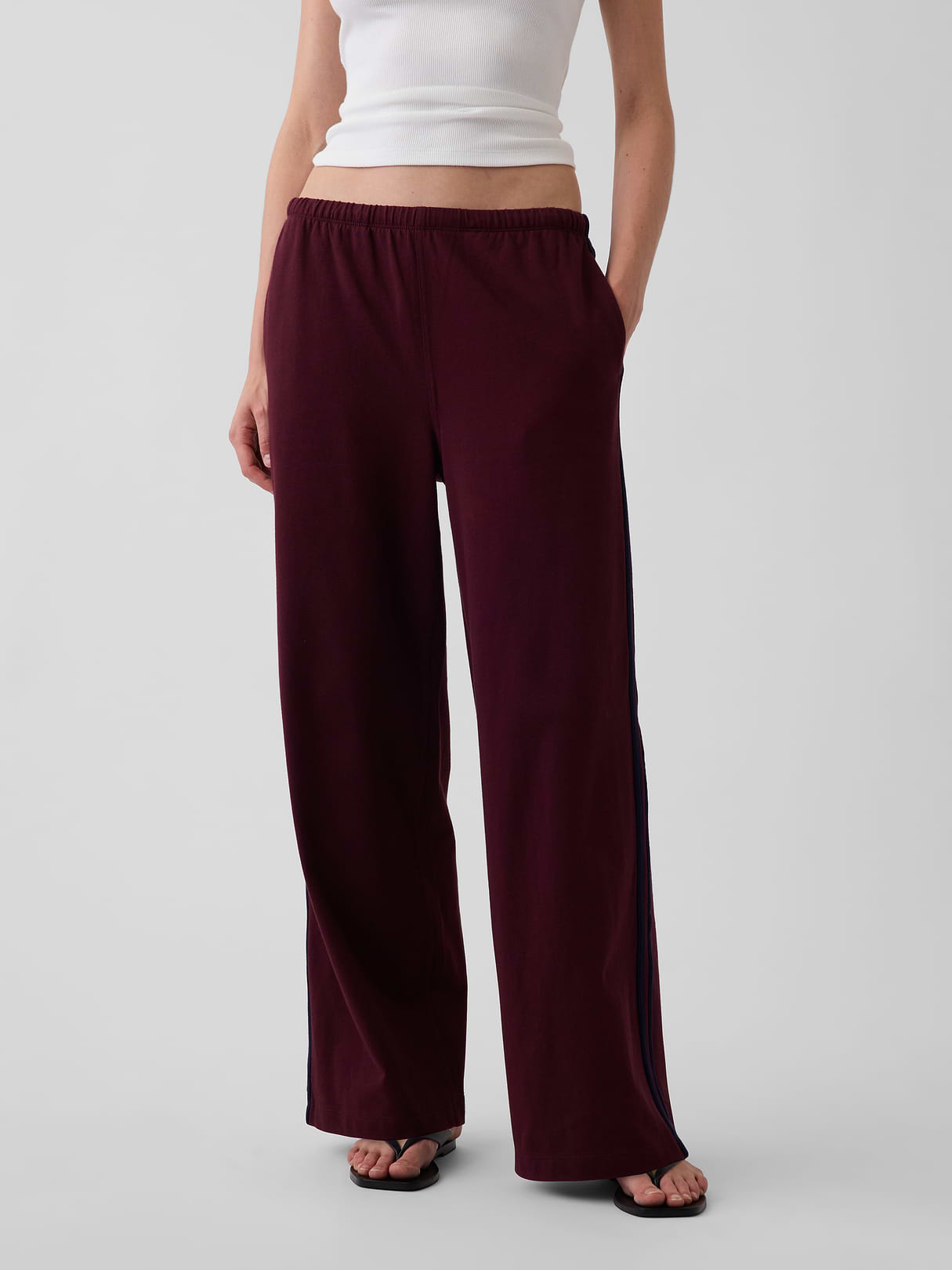 Knit Relaxed Track Pants - Noir red with navy stripe