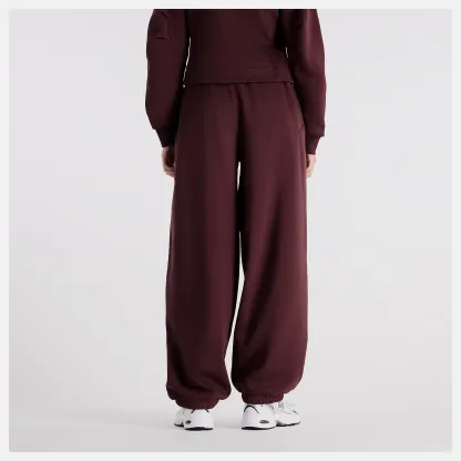 New Balance Athletics Crafted Fleece Pant, WB62L0NLYLR