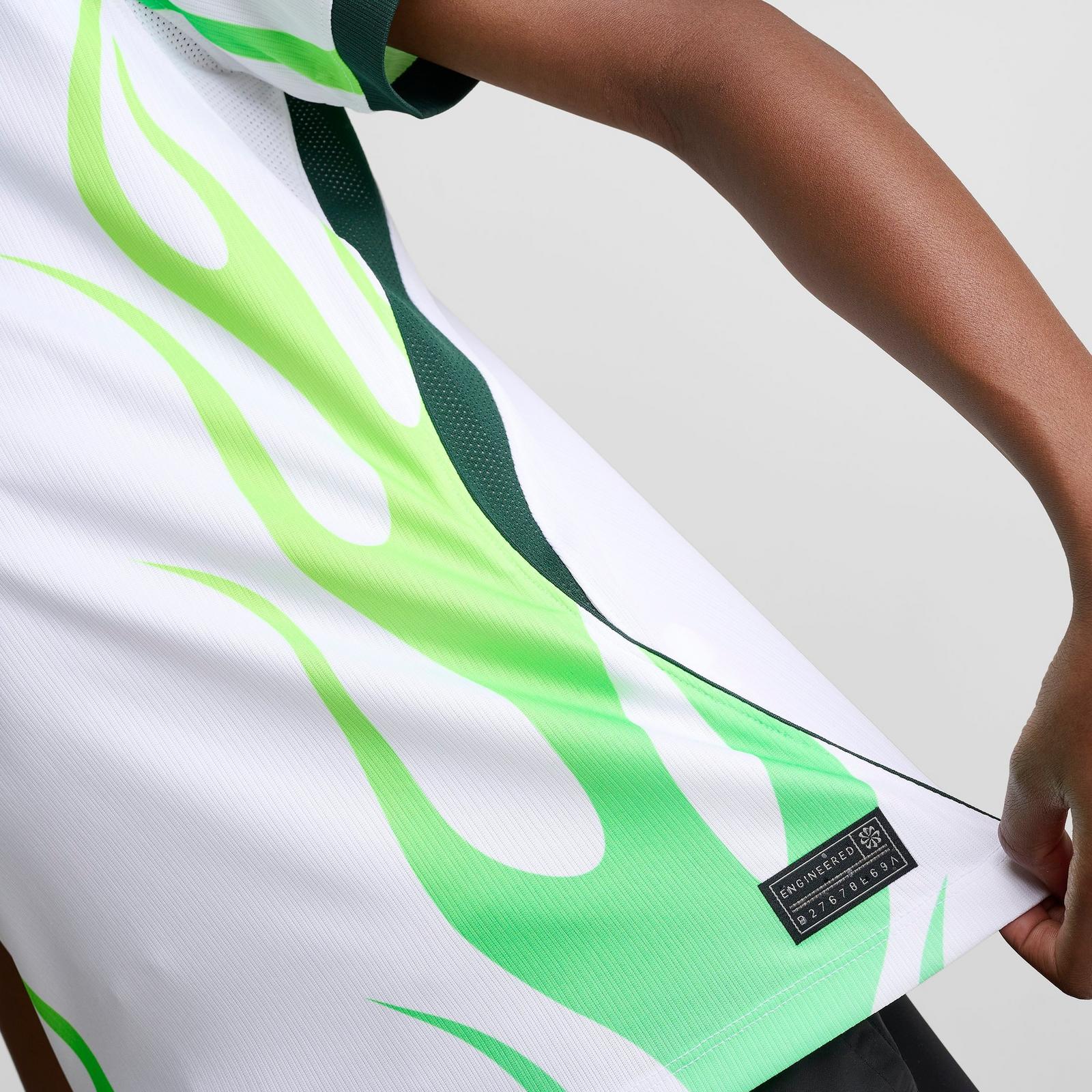 Big Kids' Nike Nigeria 26 Stadium Away Dri-FIT Replica Soccer Jersey - White/Green Glow/Black