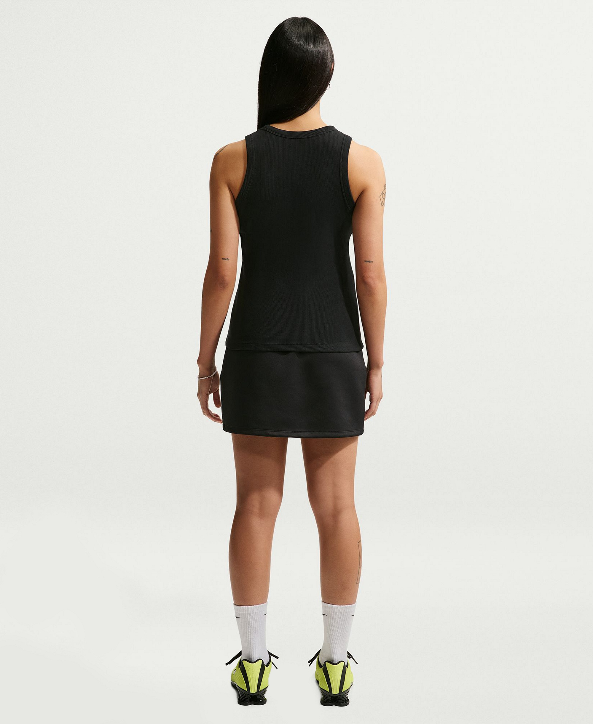 Nike Women's Tight Ribbed Tank Top - Black/white