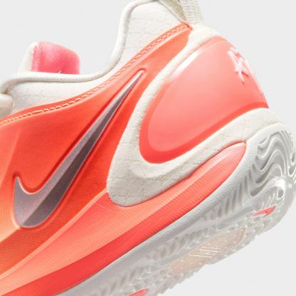 Girls' Big Kids' Nithtke A'Two A'ja Wilson Basketball Shoes - Orange Pulse/Sail/Hot Lava/Metallic Silver - Detail shot