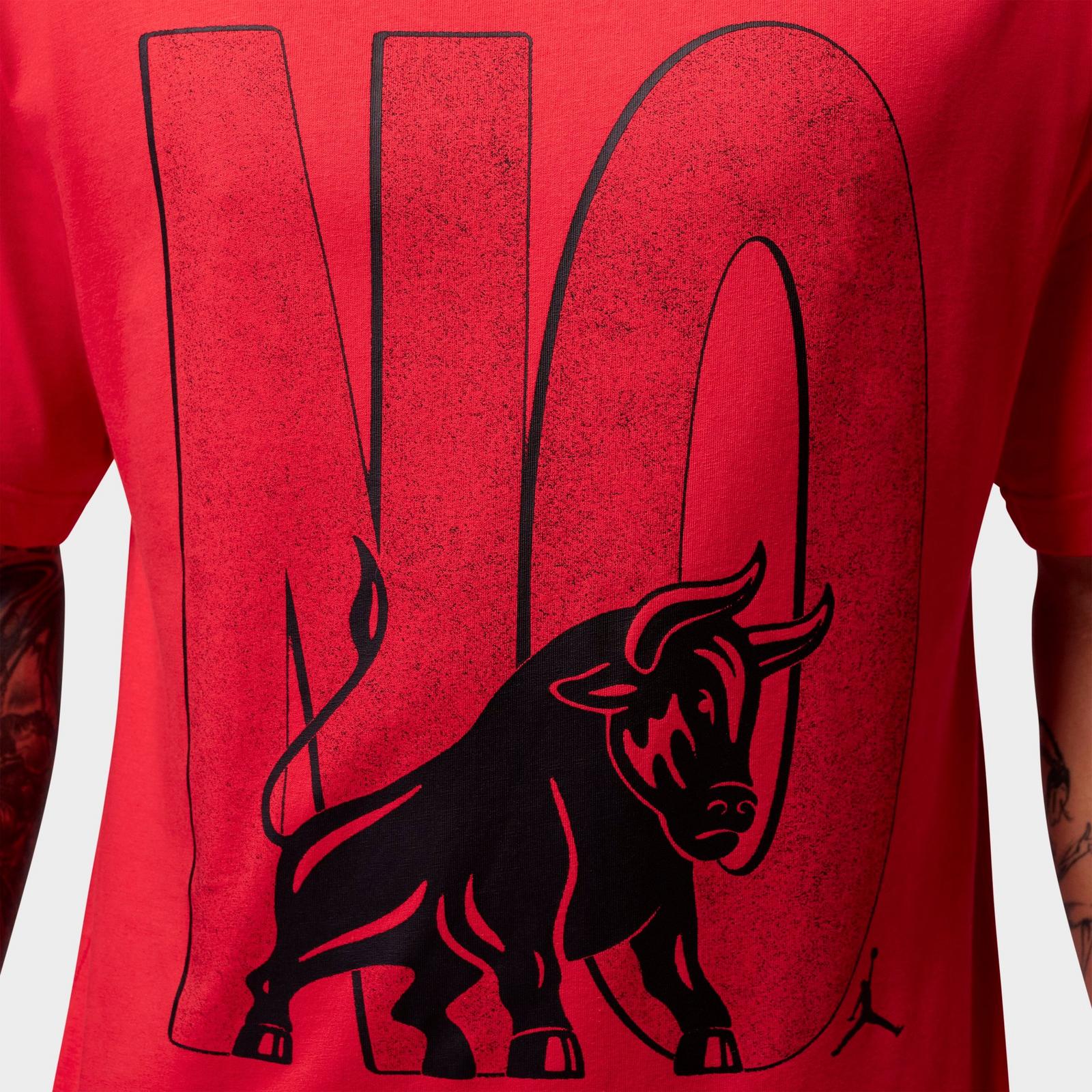 Men's Jordan Brooklyn Toro Graphic T-Shirt - Fire Red - view 5