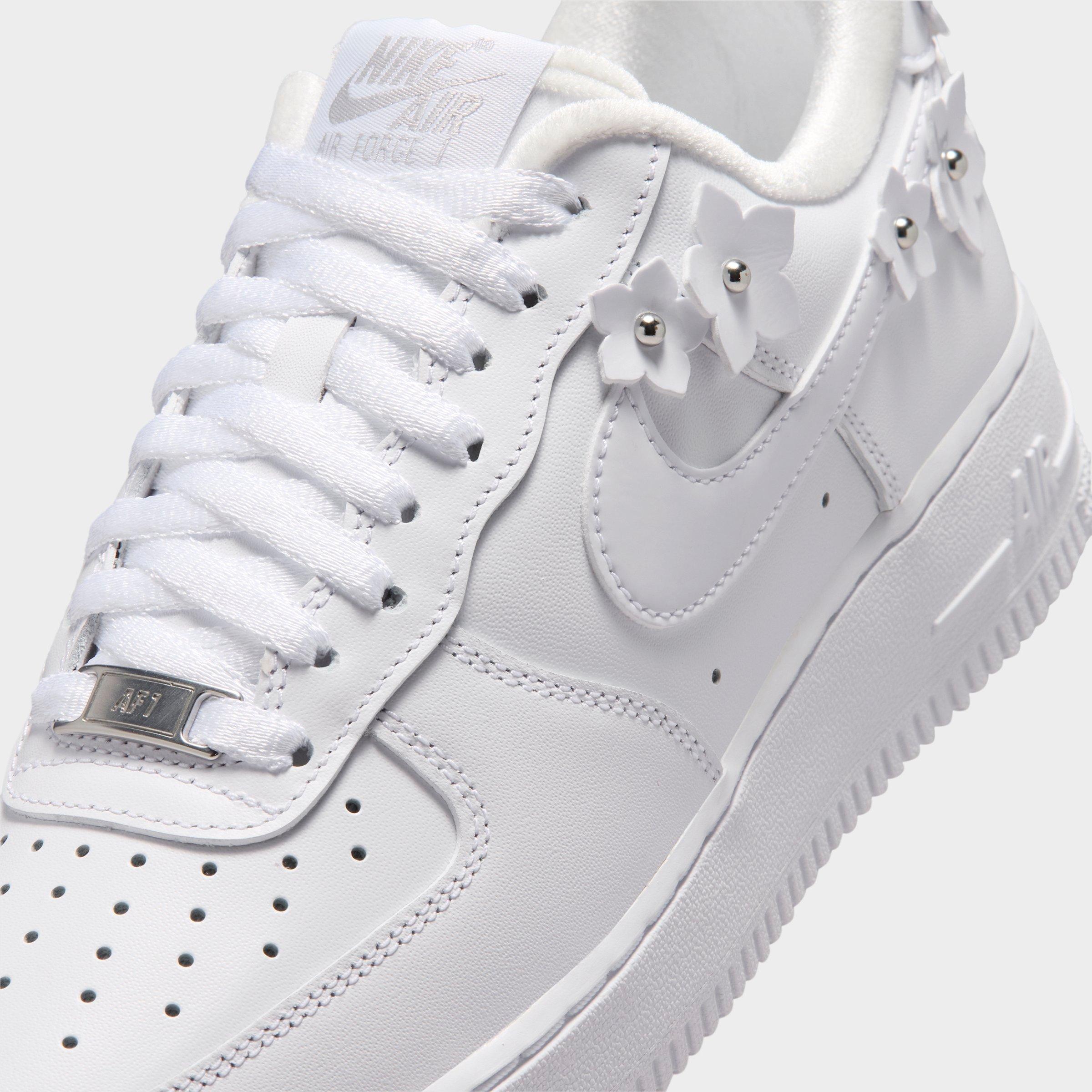 Women's Nithtke Air Force 1 '07 "Florette" Casual Shoes - White/Wolf Grey/Metallic Silver/White - Detail shot