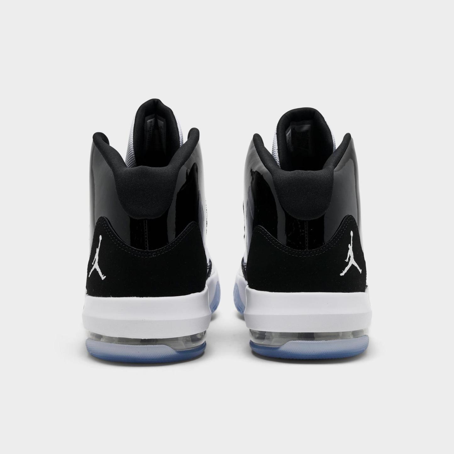 Men's Jordan Max Aura Casual Shoes - Black/White - view 4