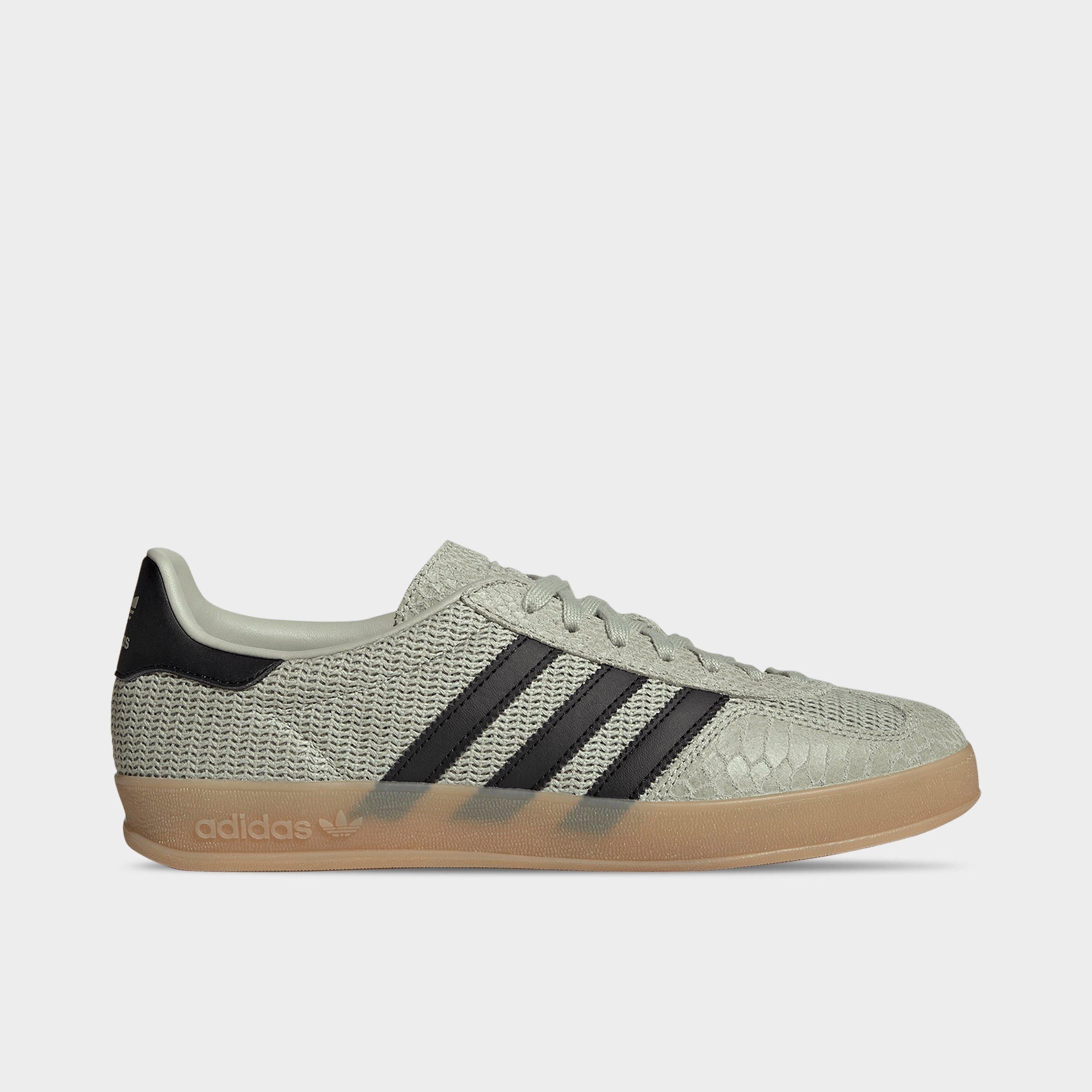 Men's adidas Originals Gazelle Indoor Casual Shoes - Halo Green/Core Black/Gum - Left shoe facing left. Outside of the shoe.