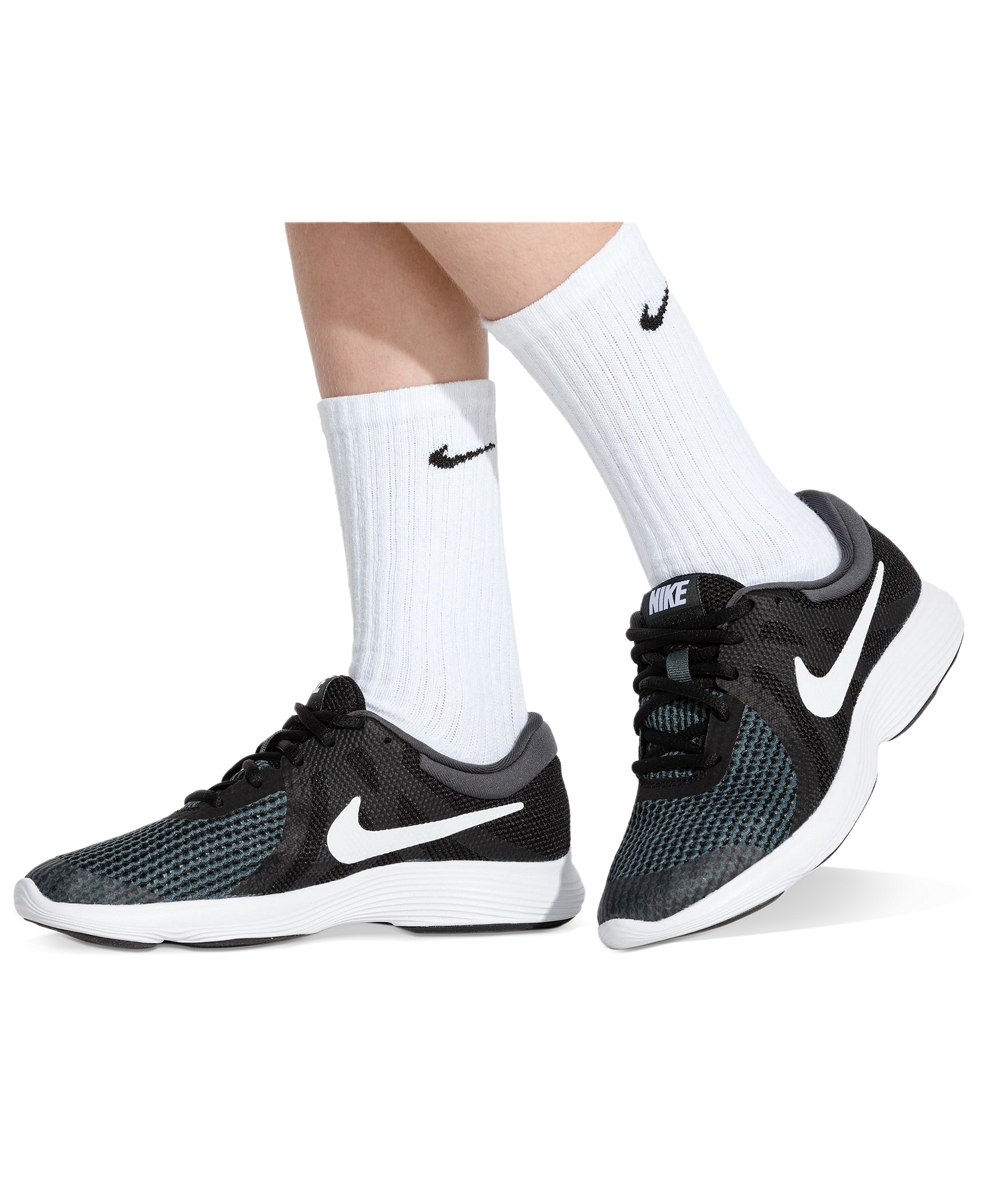 Nike Big Kids' Cushioned Crew Socks, 6 Pairs - White