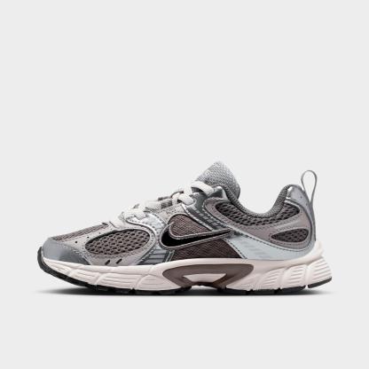 Little Kids' Nithtke V5 RNR Stretch Lace Casual Shoes - Cave Stone/College Grey/Vast Grey/Black - Left shoe facing left. Outside of the shoe.