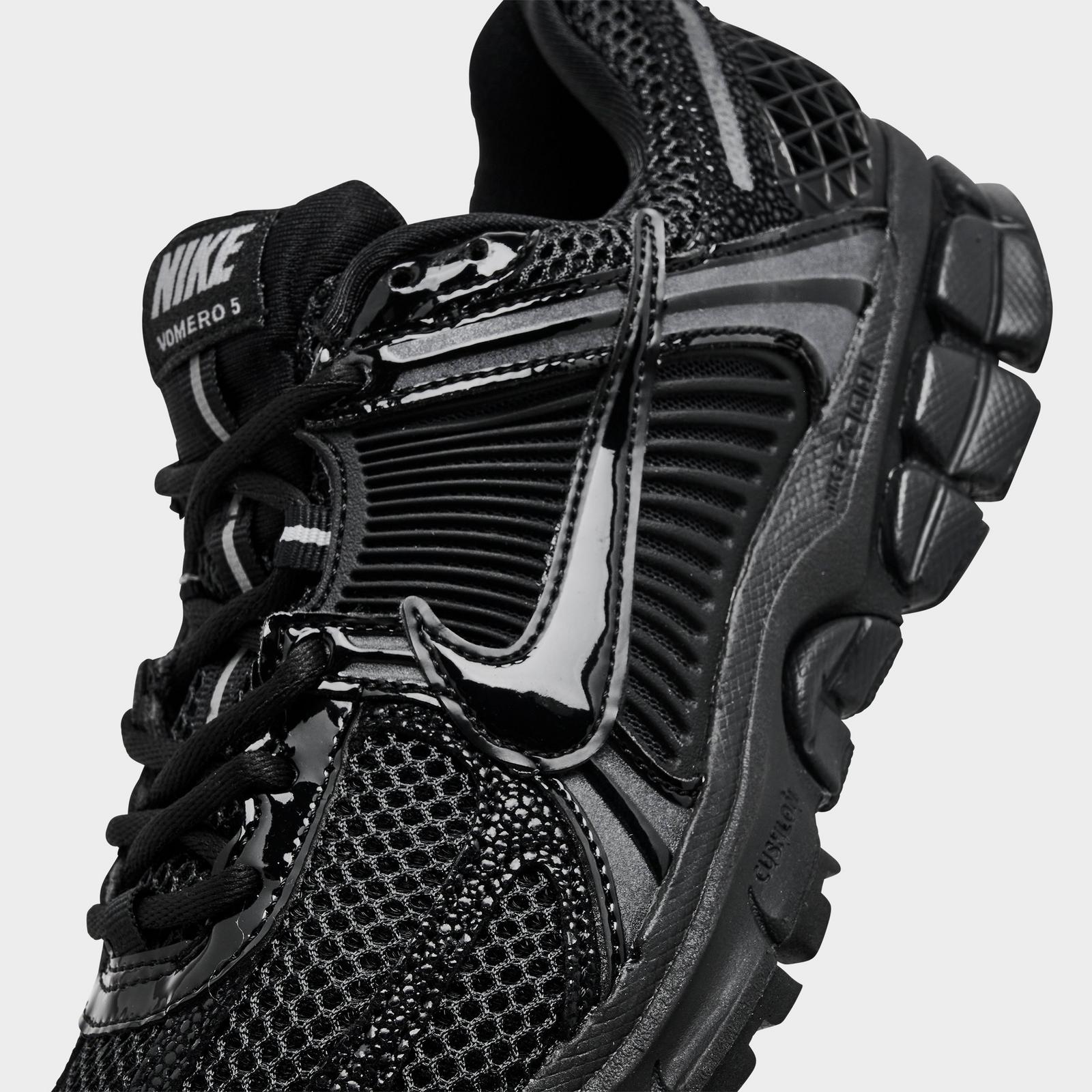 Women's Nike Zoom Vomero 5 Casual Shoes - Black/Metallic Silver/Anthracite/Black
