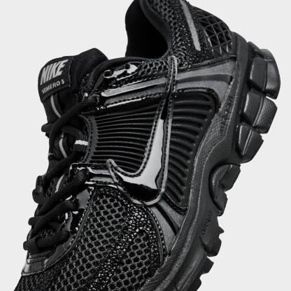 Women's Nike Zoom Vomero 5 Casual Shoes - Black/Metallic Silver/Anthracite/Black
