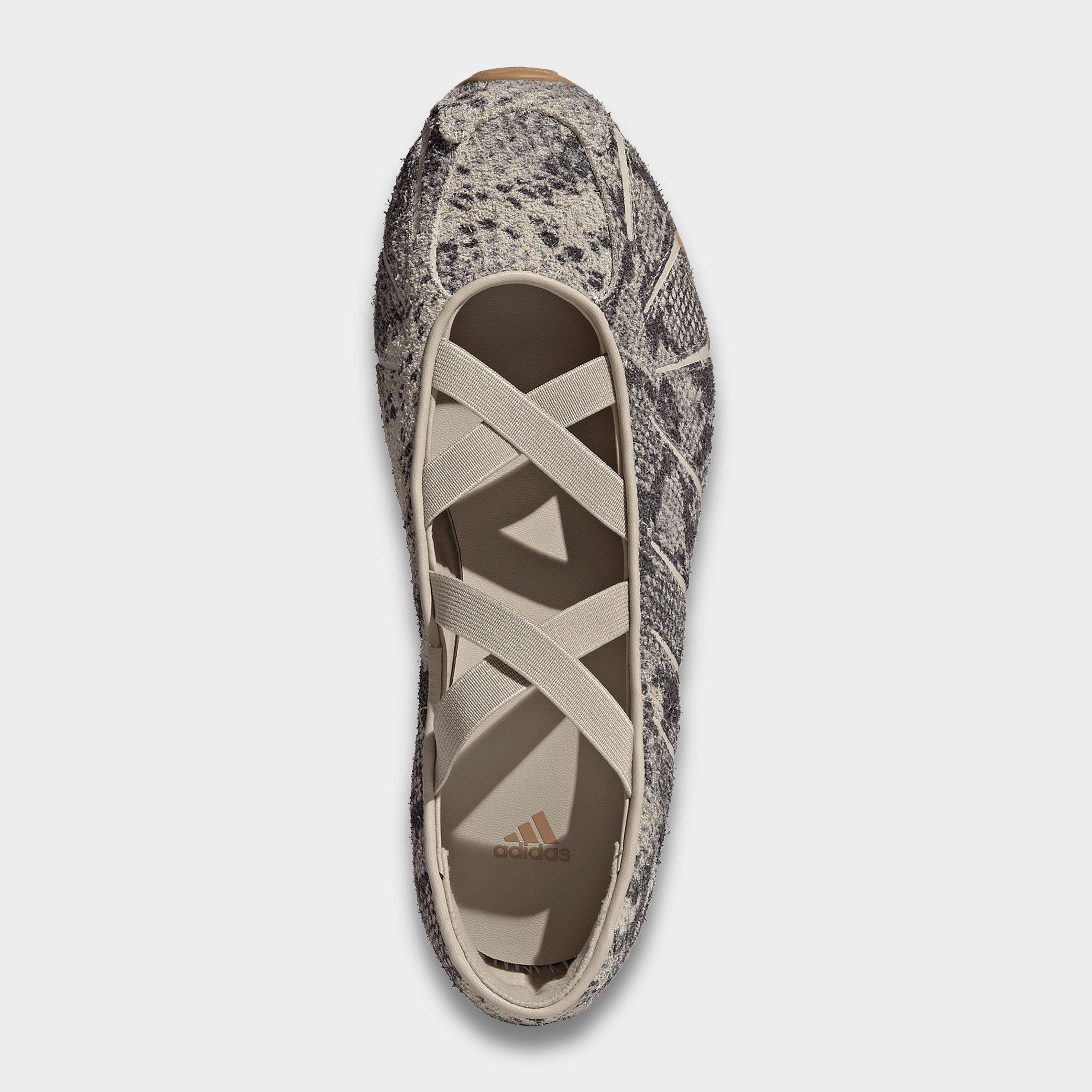 Women's adidas Originals Ghost Sprint Casual Shoes - Part 2 - Wonder Beige/Wonder Beige/Core Black - Top view
