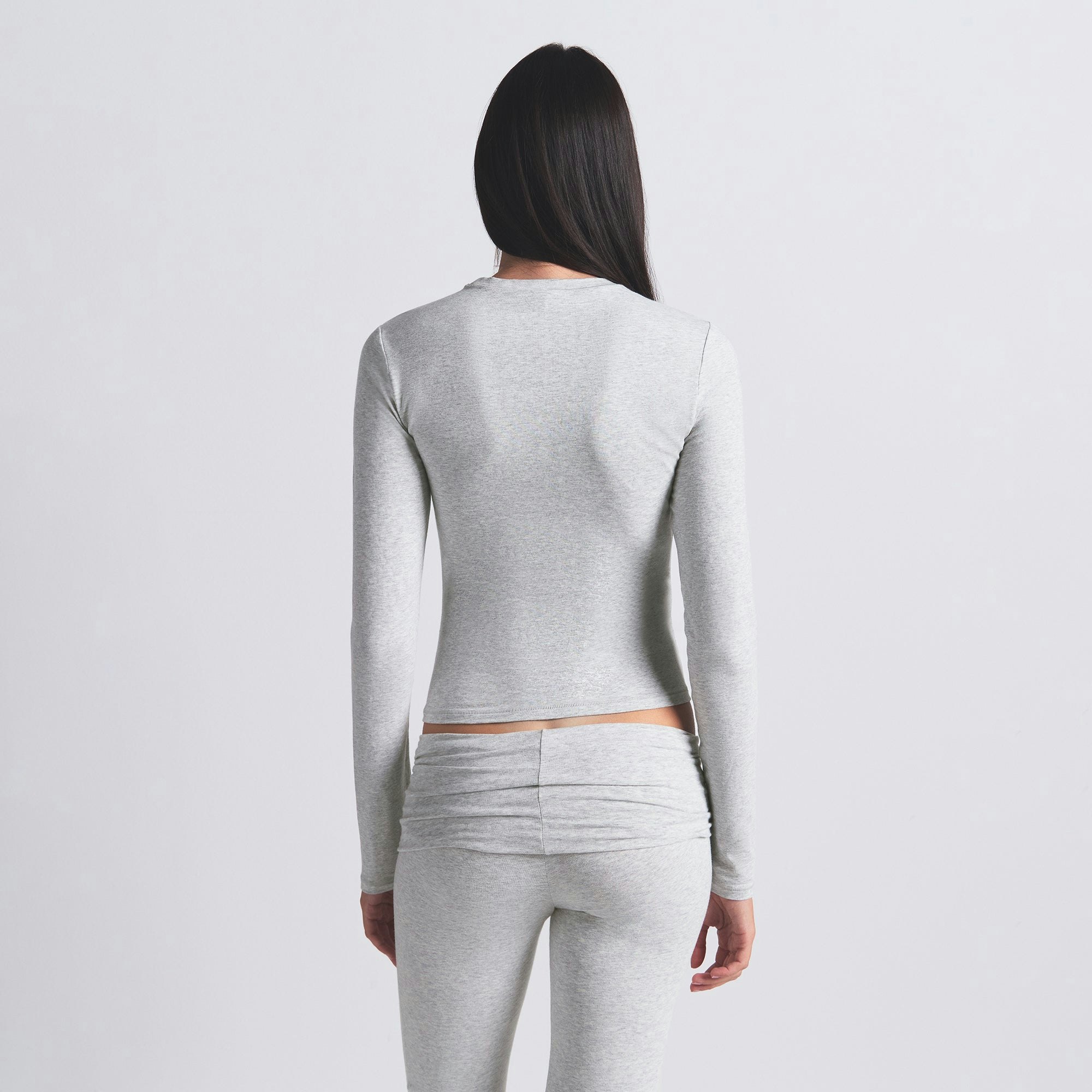COTTON JERSEY LONG SLEEVE T-SHIRT - LIGHT HEATHER GREY - image 29