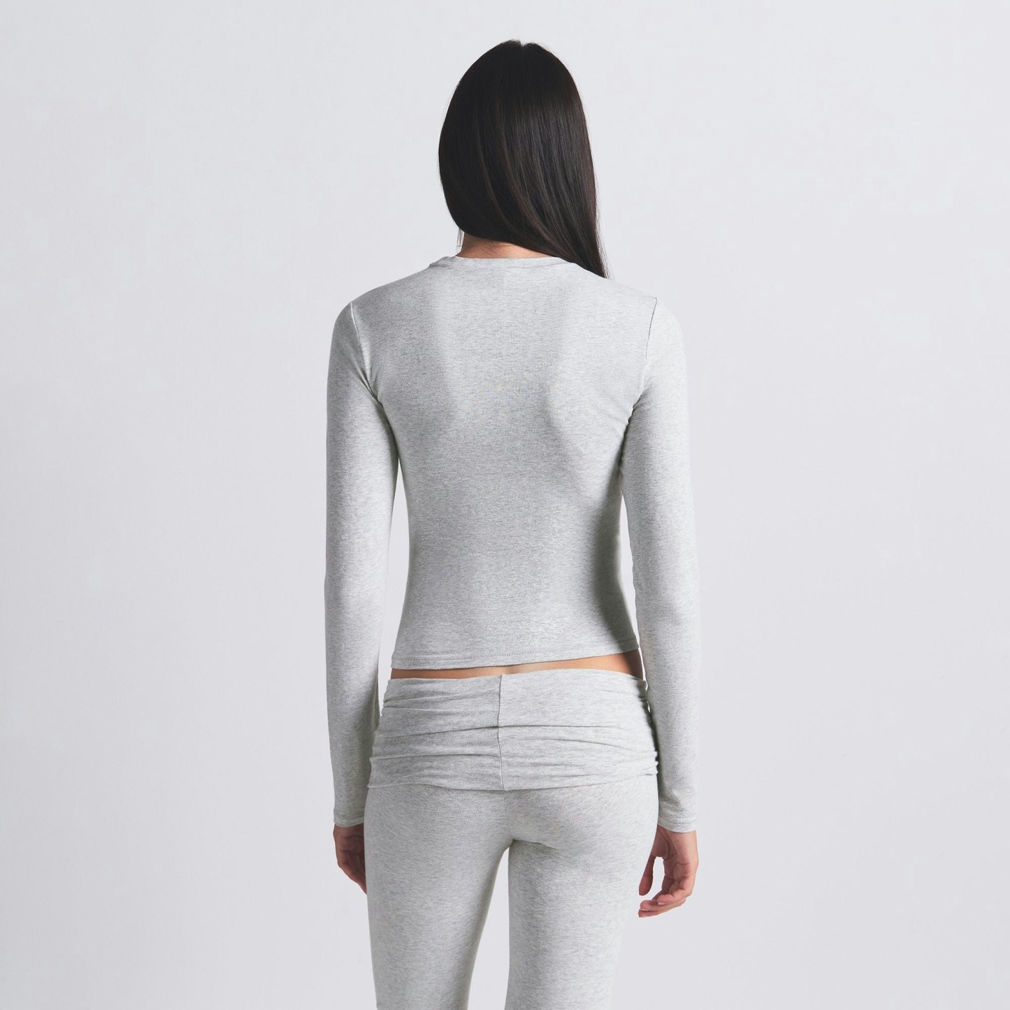 COTTON JERSEY LONG SLEEVE T-SHIRT - LIGHT HEATHER GREY - image 29