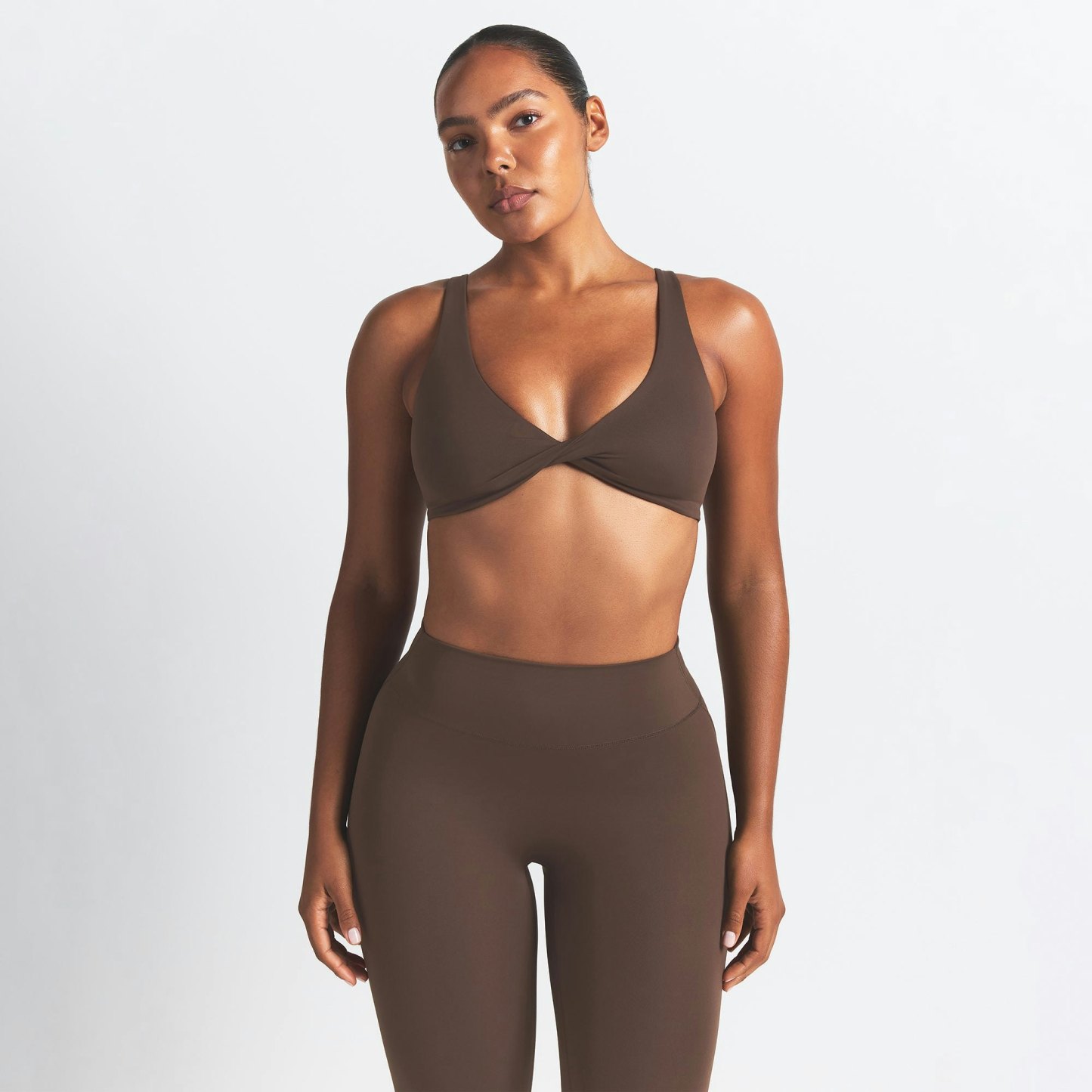 NikeSKIMS MATTE TWIST-FRONT BRA - DARK SEPIA - image 8