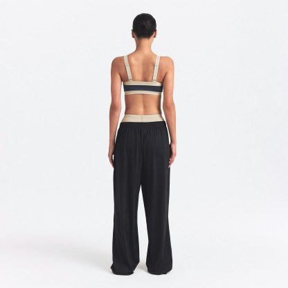NikeSKIMS MATTE SHINE MIX STRAIGHT NECK BRA - DEEP ROYAL AND STONE - image 3
