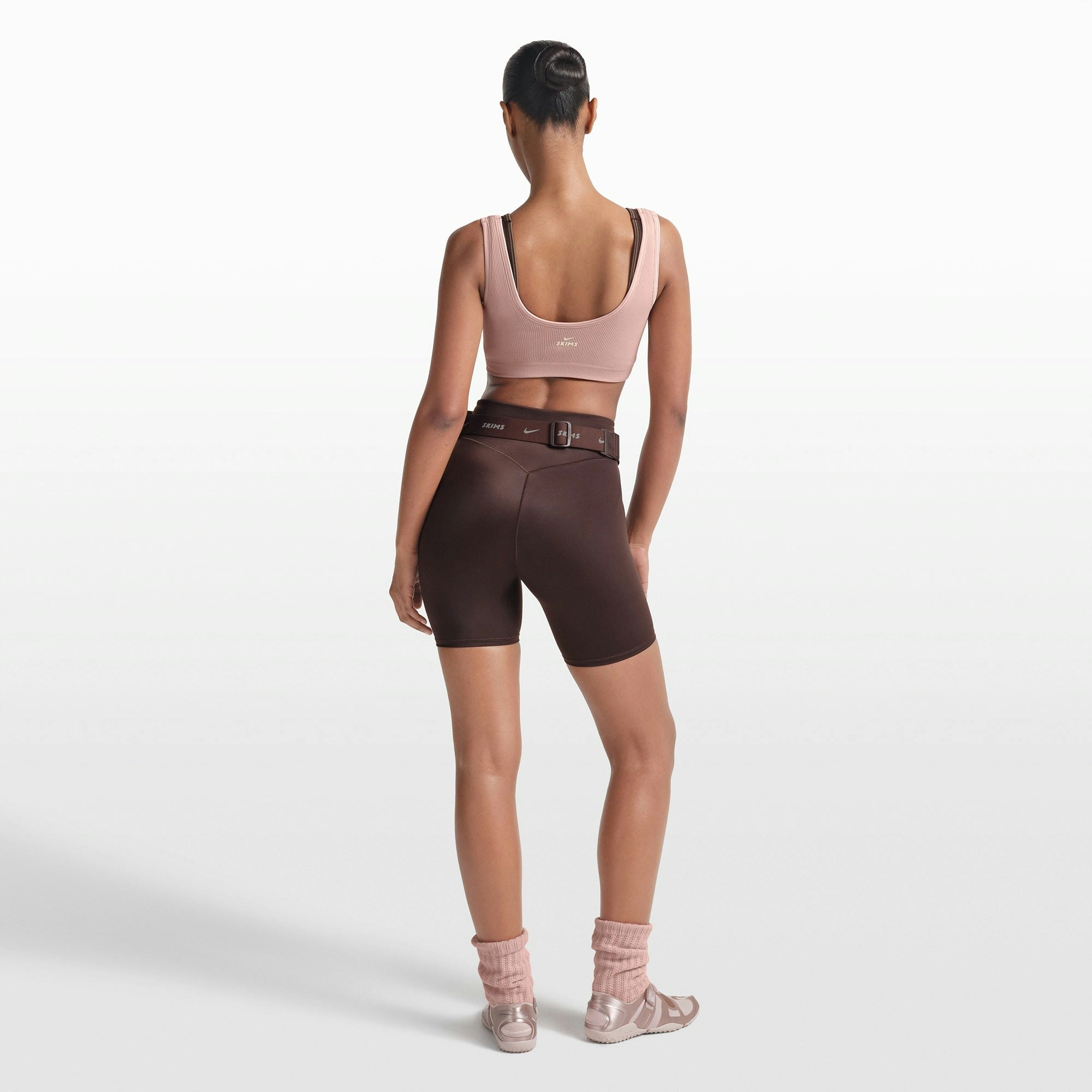 NikeSKIMS RIBBED SEAMLESS SCOOP BRA - HIMALAYAN - image 14