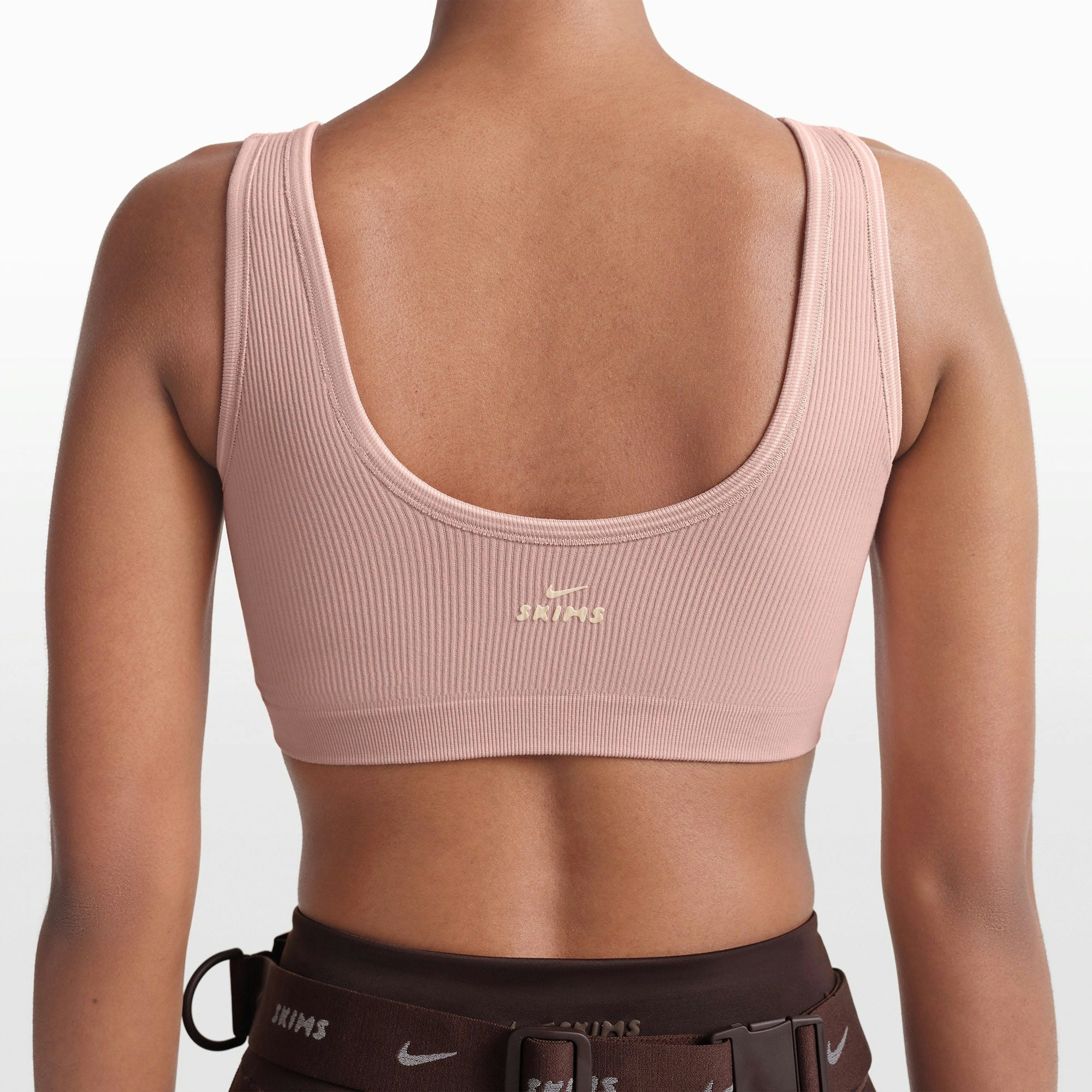 NikeSKIMS RIBBED SEAMLESS SCOOP BRA - HIMALAYAN - image 12