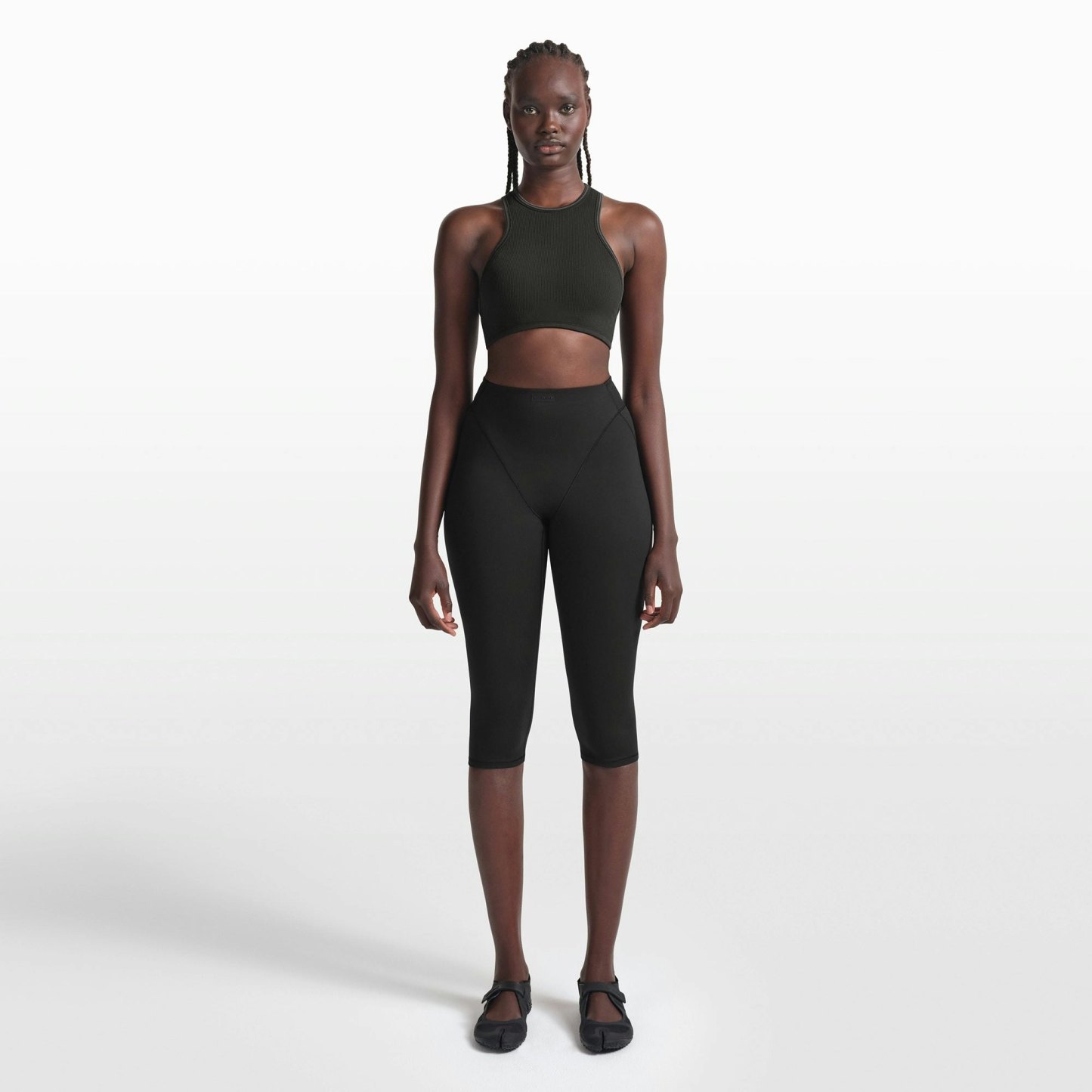 NikeSKIMS RIBBED SEAMLESS RACER FRONT BRA - OBSIDIAN