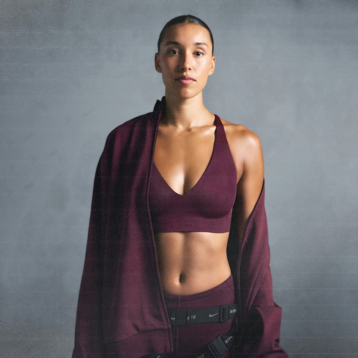 NikeSKIMS MATTE V-NECK BRA TOP - CURRANT - image 33