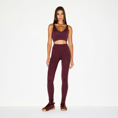 NikeSKIMS MATTE V-NECK BRA TOP - CURRANT - image 28