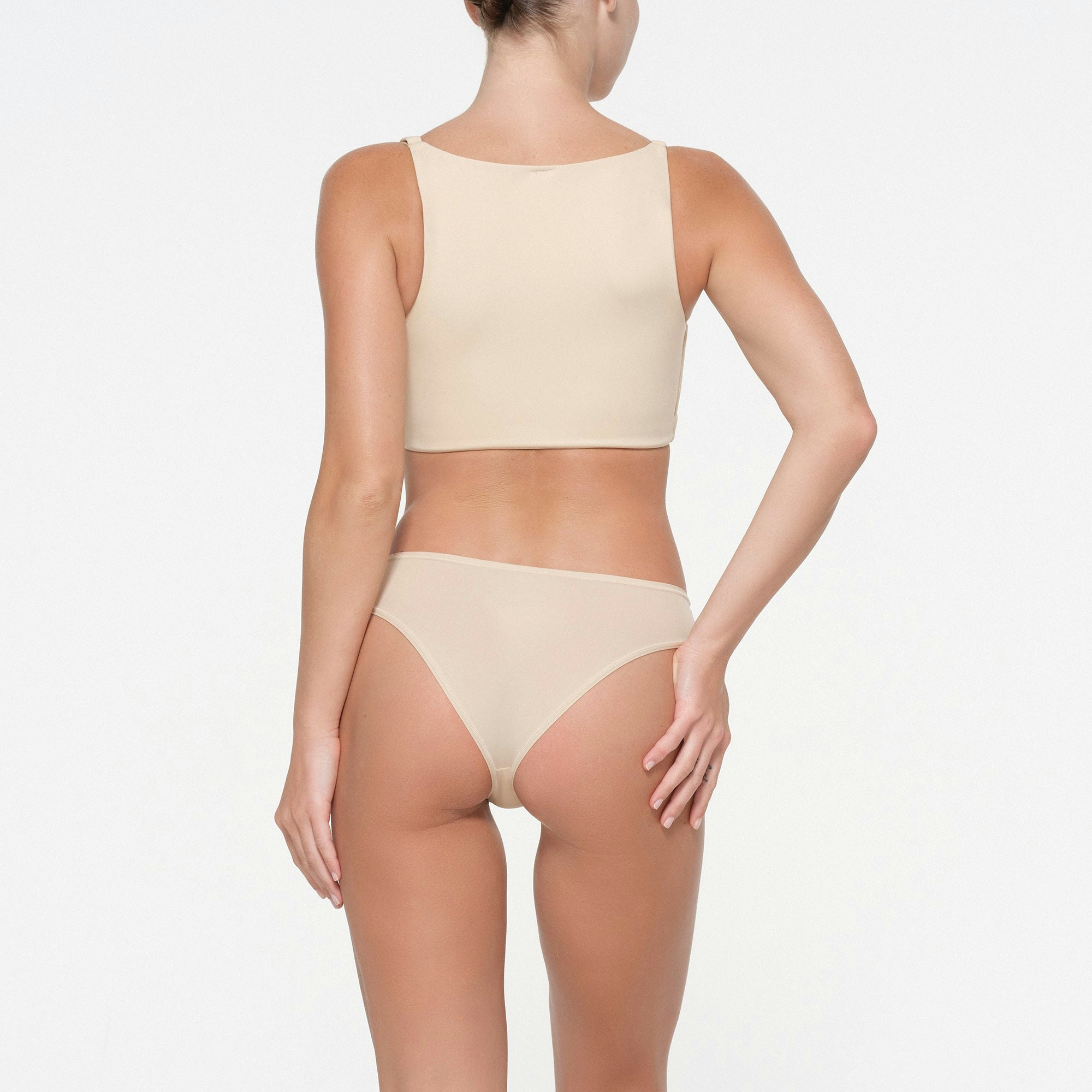 FITS EVERYBODY BACK SMOOTHING FULL COVERAGE BRA - SAND - image 9