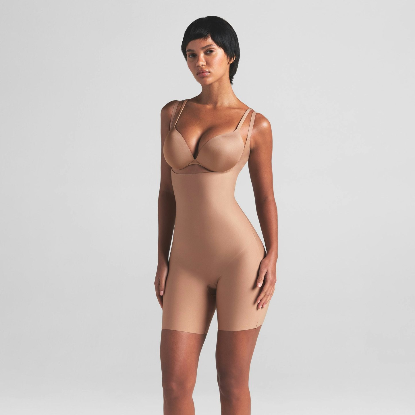 SKIMS BODY CORE SCULPT OPEN BUST MID THIGH BODYSUIT - SIENNA