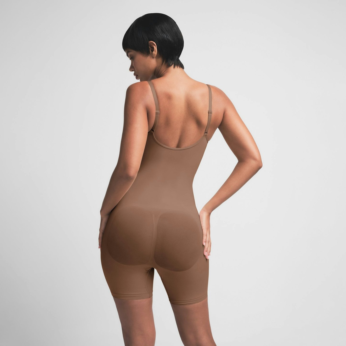 SEAMLESS SCULPT MID THIGH BODYSUIT - JASPER