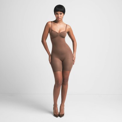 SEAMLESS SCULPT LOW BACK MID THIGH BODYSUIT - JASPER