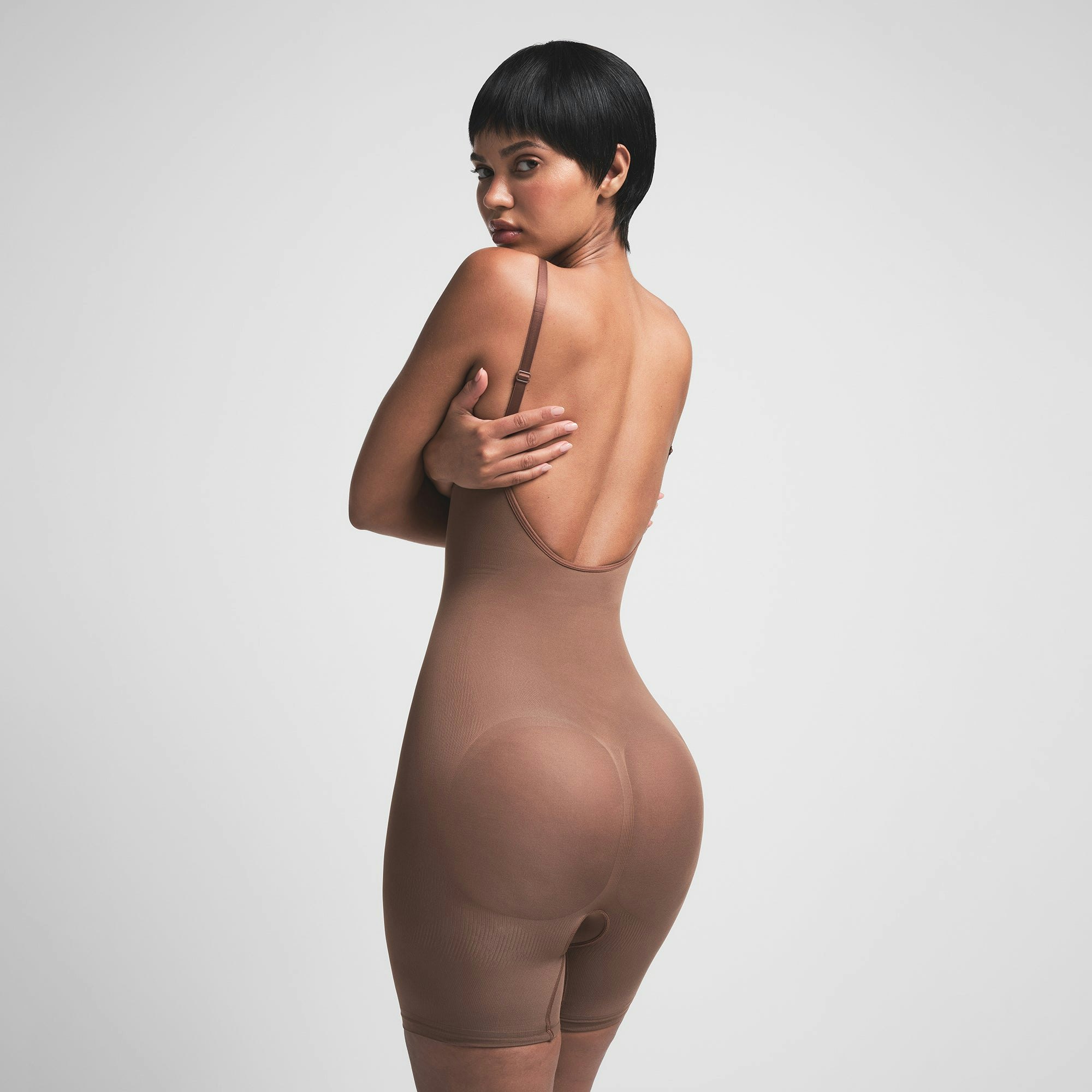 SEAMLESS SCULPT LOW BACK MID THIGH BODYSUIT - JASPER