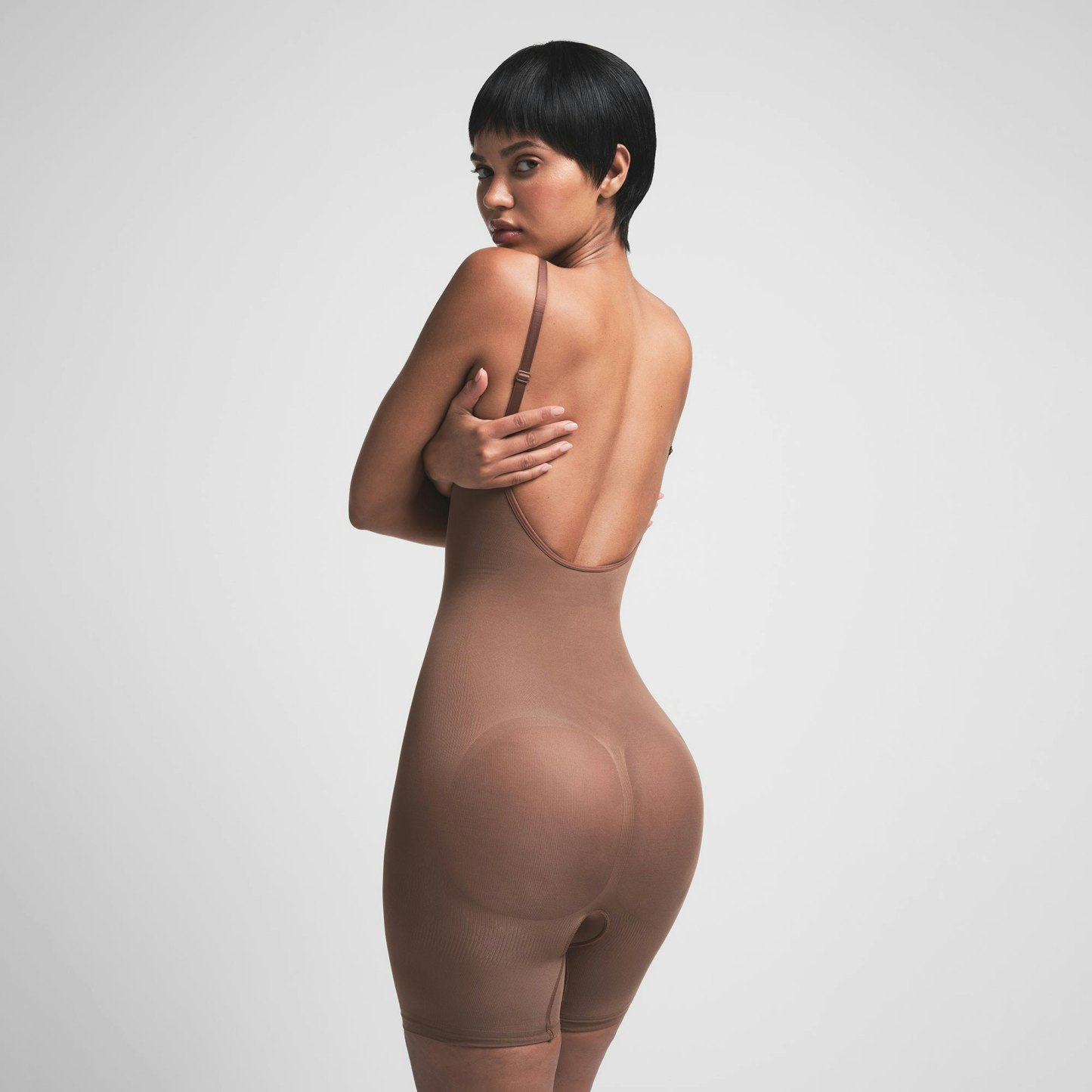 SEAMLESS SCULPT LOW BACK MID THIGH BODYSUIT - JASPER