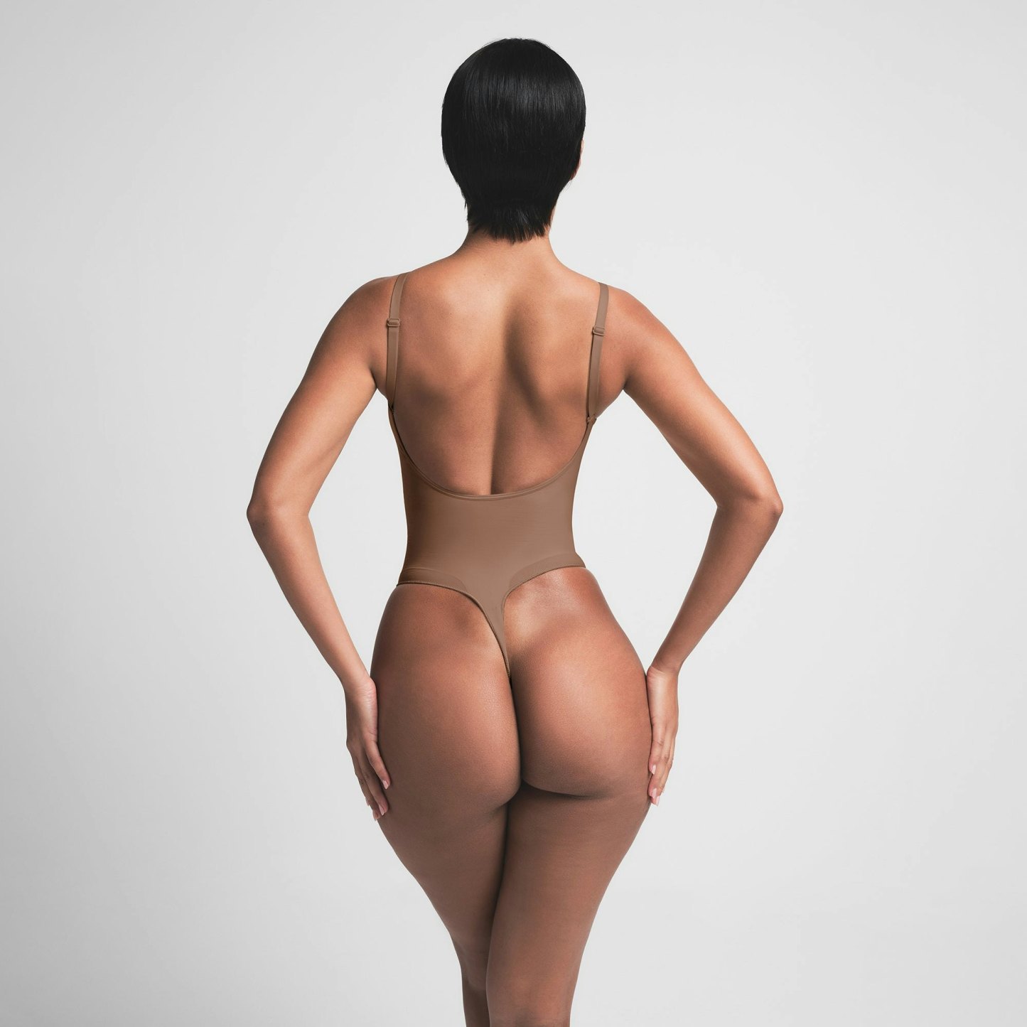 SEAMLESS SCULPT LOW BACK THONG BODYSUIT - JASPER