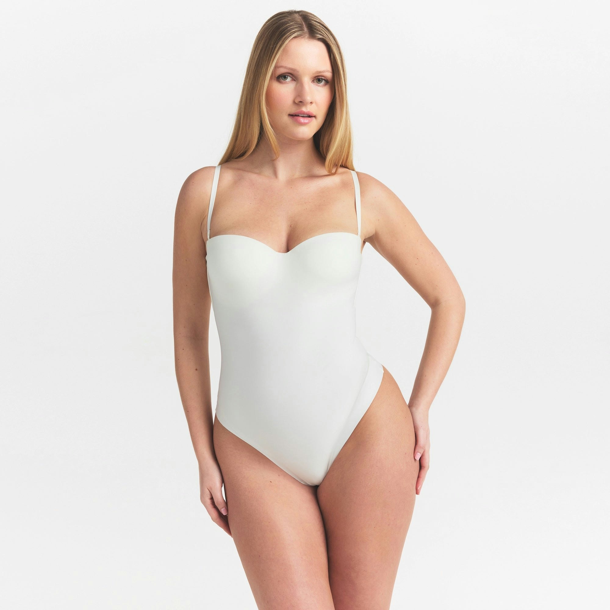 SKIMS BODY UNDERWIRE THONG BODYSUIT - IVORY