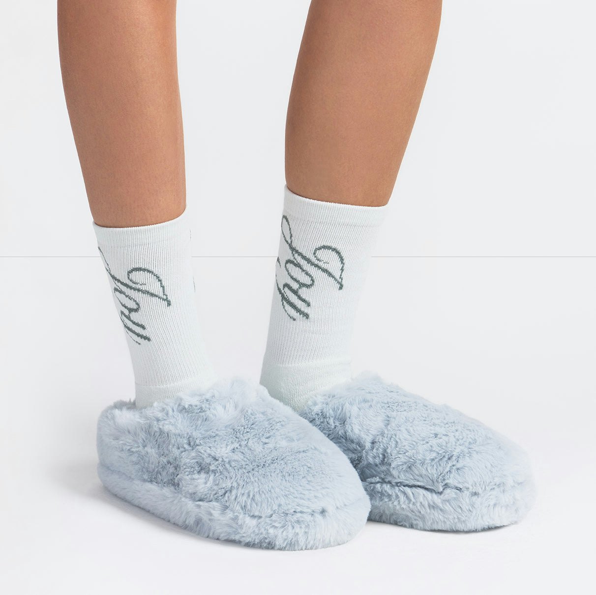 FAUX FUR SLIPPER - ZEN BLUE