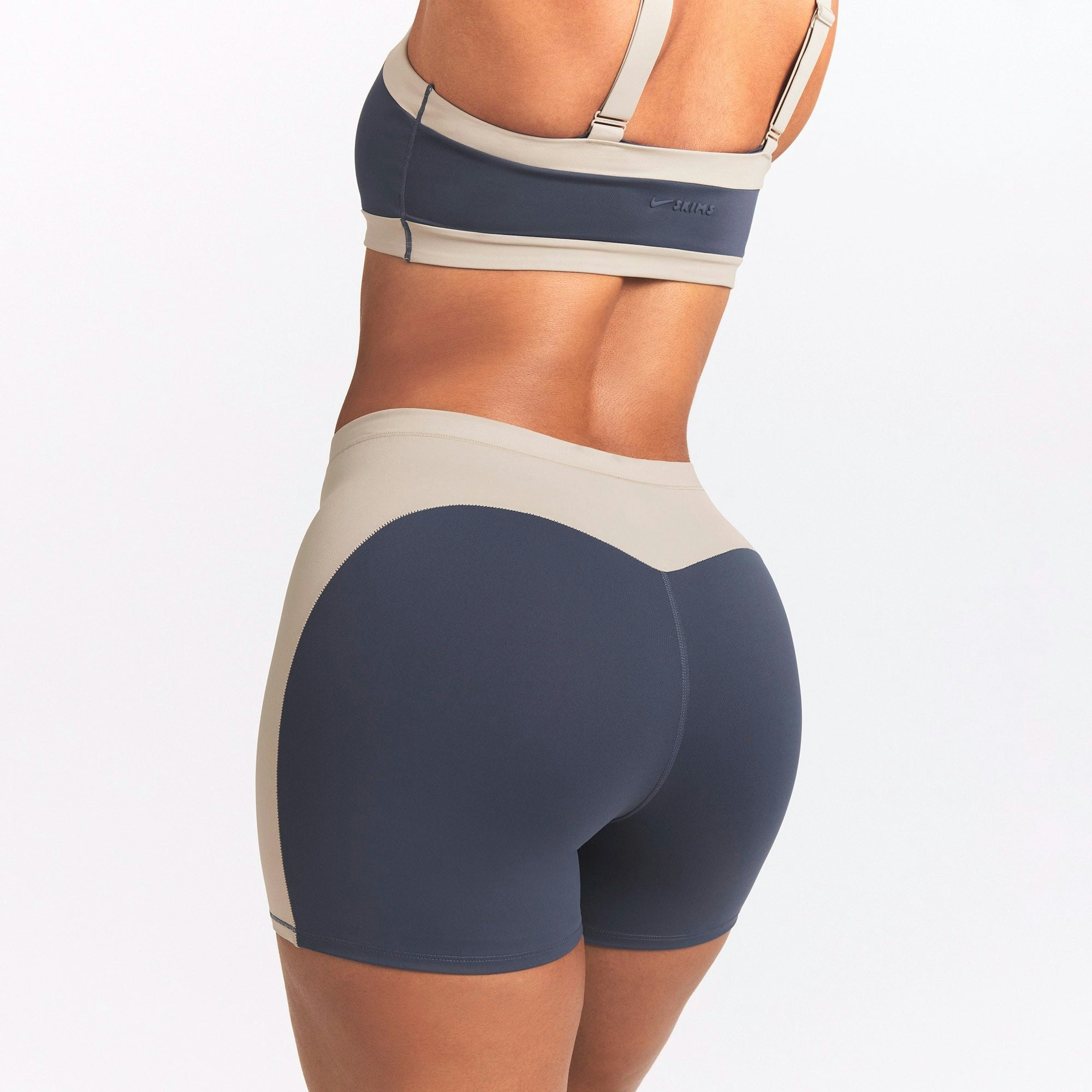 NikeSKIMS MATTE SHINE MIX 5" BIKER SHORT - DEEP ROYAL AND STONE - image 9