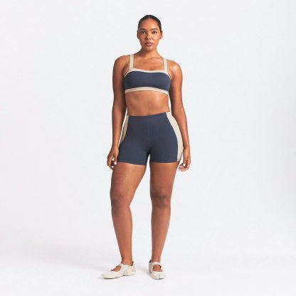 NikeSKIMS MATTE SHINE MIX 5" BIKER SHORT - DEEP ROYAL AND STONE - image 7