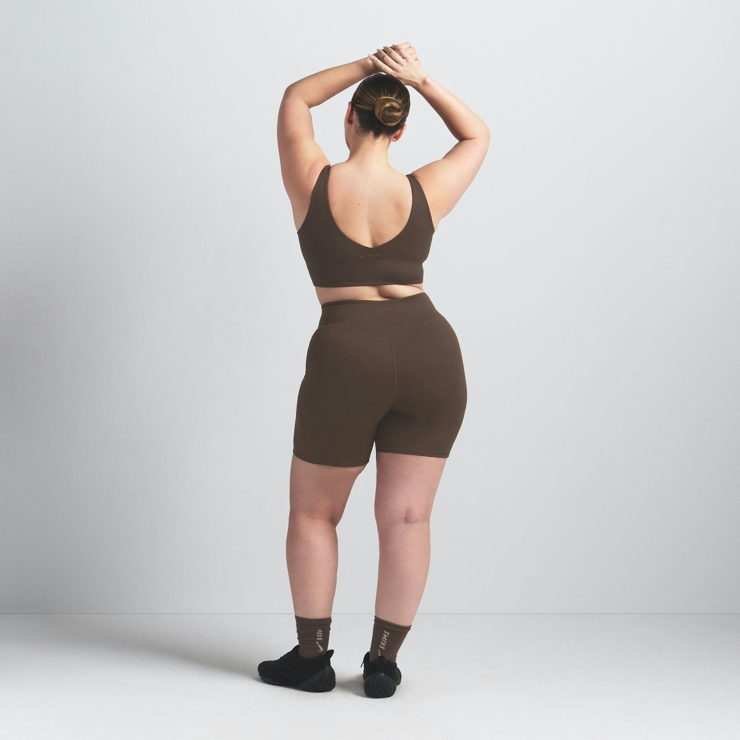 NikeSKIMS MATTE 5" BIKER SHORT - DARK SEPIA - image 22