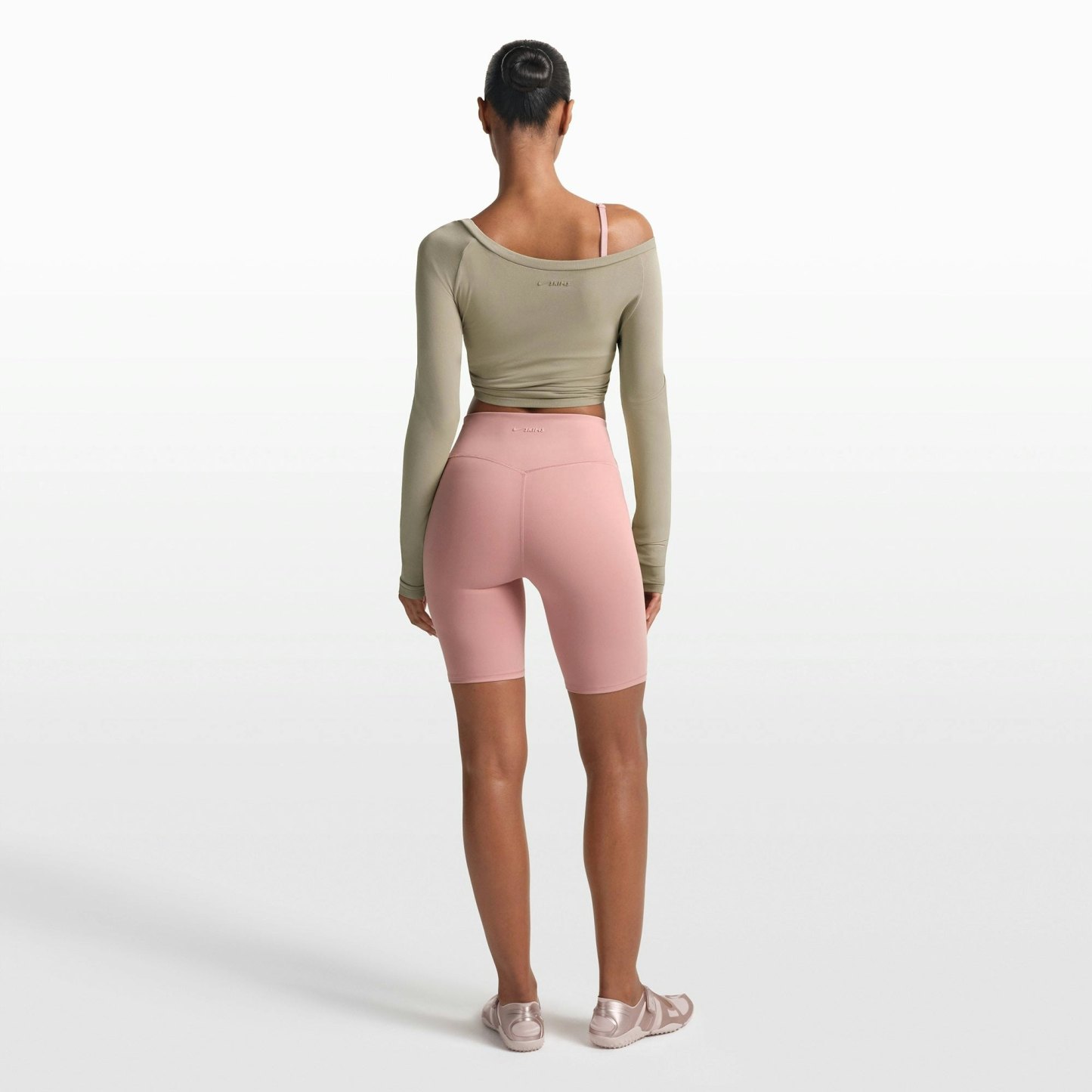 NikeSKIMS MATTE 7" BIKER SHORT - HIMALAYAN - image 24