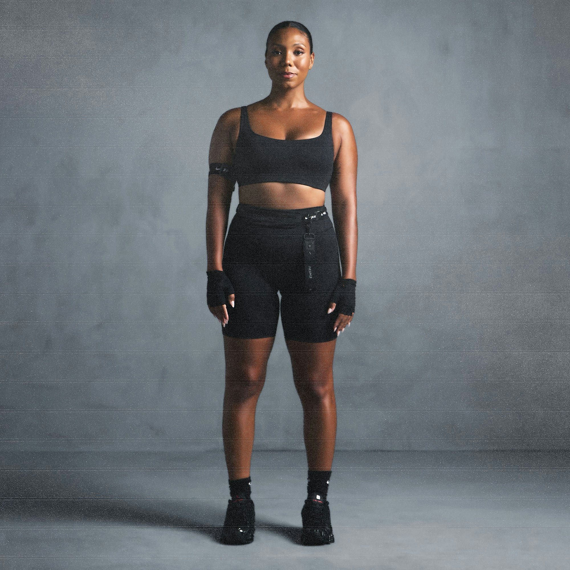 NikeSKIMS MATTE 7" BIKER SHORT - OBSIDIAN - image 9