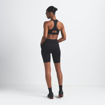 NikeSKIMS MATTE 7" BIKER SHORT - OBSIDIAN - image 5