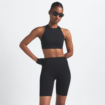NikeSKIMS MATTE 7" BIKER SHORT - OBSIDIAN - image 2