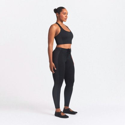 NikeSKIMS MATTE SHINE MIX 29" LEGGING - OBSIDIAN AND IGNEOUS - image 10