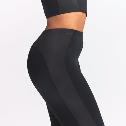 NikeSKIMS MATTE SHINE MIX 29" LEGGING - OBSIDIAN AND IGNEOUS - image 11