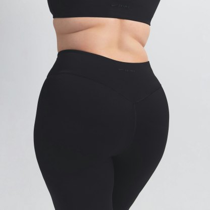 NikeSKIMS MATTE 26" LEGGING - OBSIDIAN - image 6