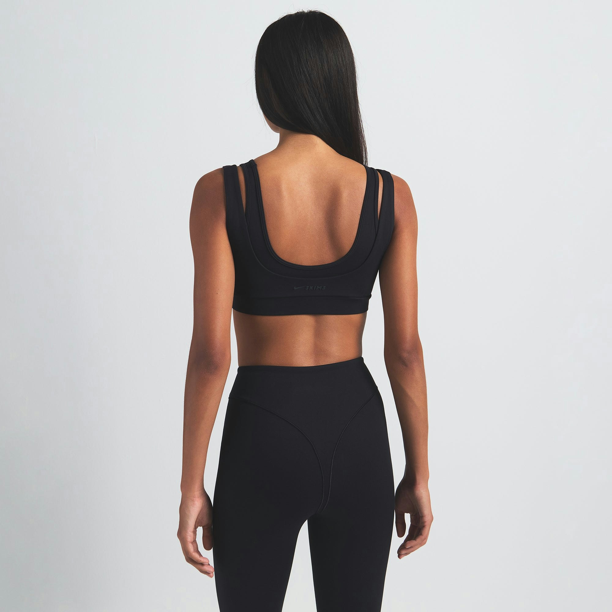 NikeSKIMS MATTE V-LINE 26" LEGGING - OBSIDIAN - image 5